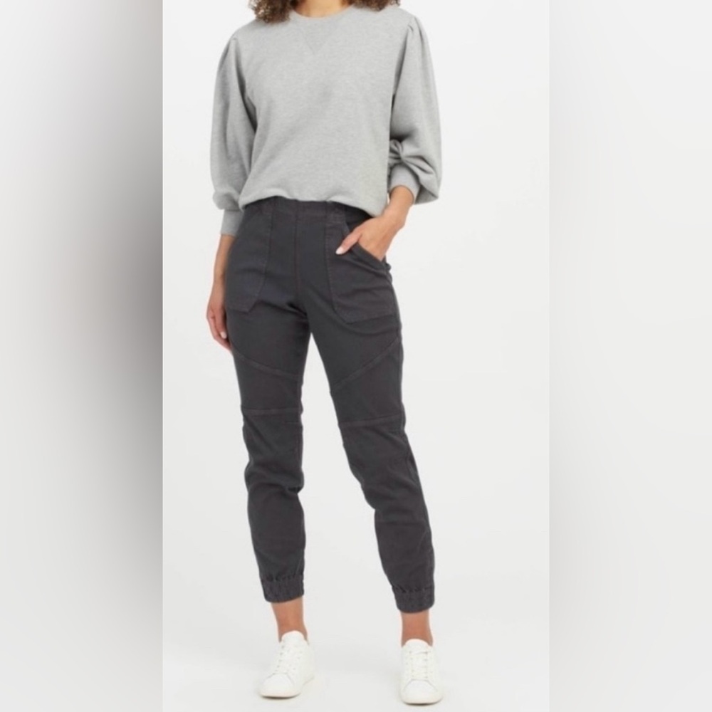 Spanx Stretch Twill Cargo Jogger Size Large In Washed Black